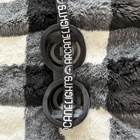 LED Circular Pattern Glasses - Picture 2 of 6